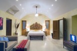 Villa Mandarinas - Master Bedroom